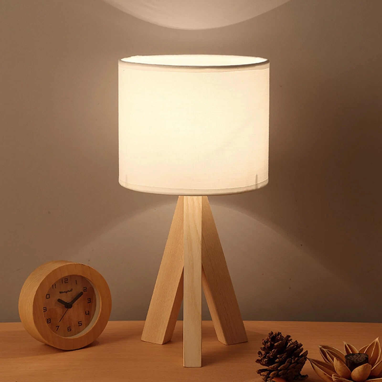 Luminária de Mesa Retrô Linho Sakai