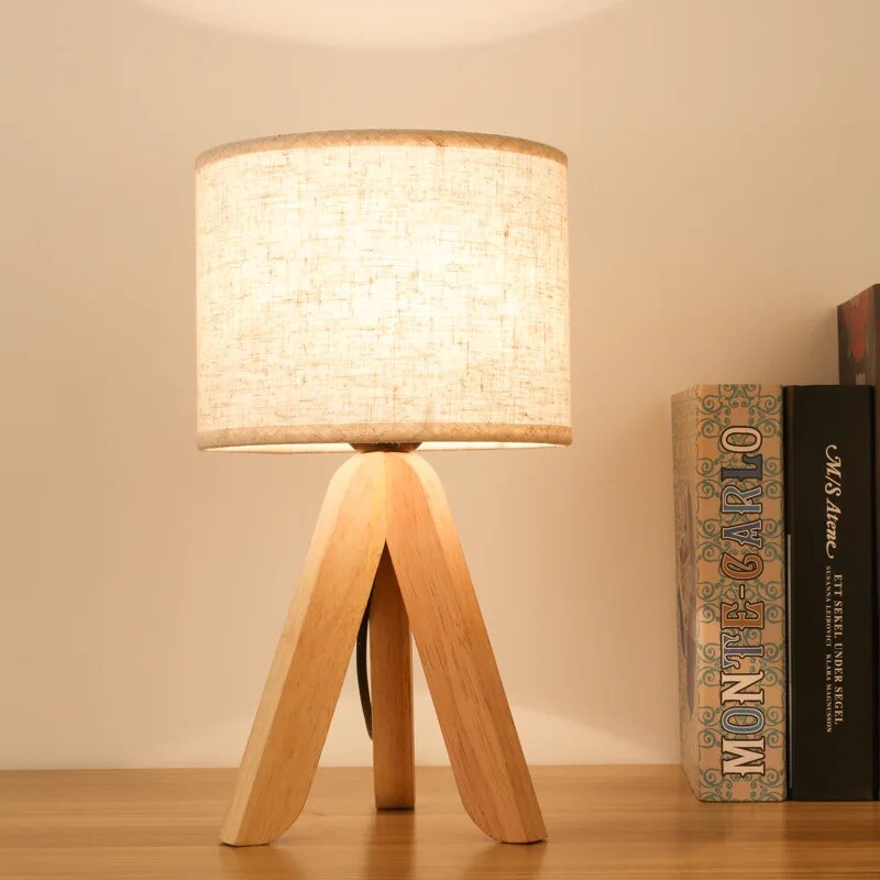 Luminária de Mesa Retrô Linho Sakai