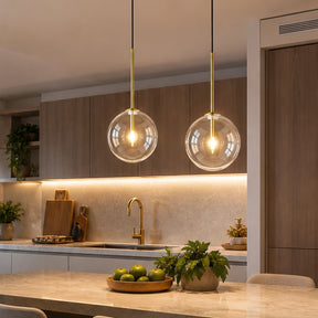 Pendente de vidro Milano em composição inspiracional para cozinha gourmet e bancada