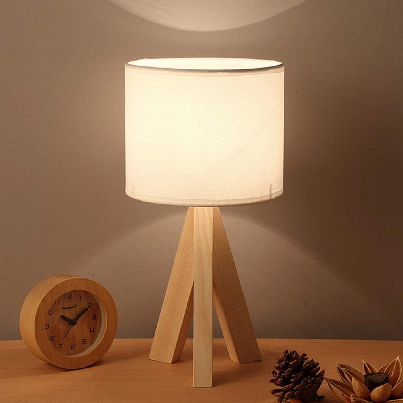 Luminária de Mesa Retrô Linho Sakai