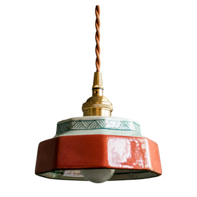 Luminária pendente de cerâmica pintada Terracota 14 cm em fundo branco