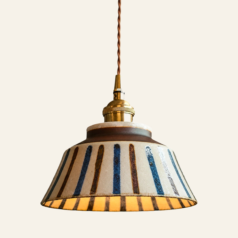 Luminária pendente de cerâmica estampada Listrada 18 cm em fundo off-white
